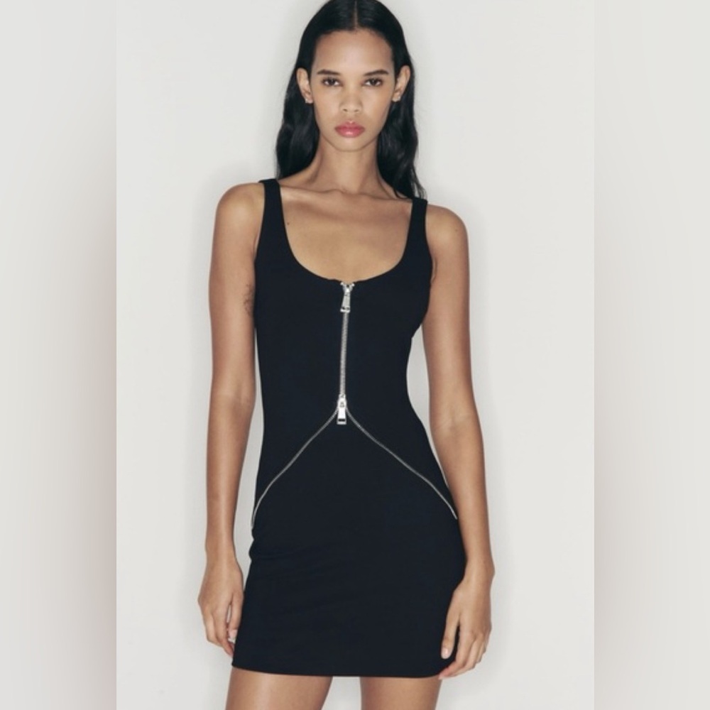 Zara black zipper dress size small.